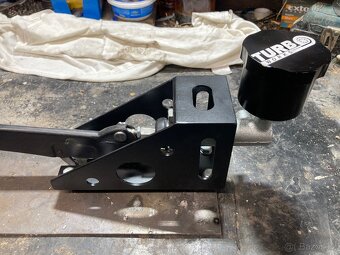 Hydraulická ruční brzda Škoda 130 - 6