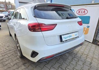 Kia Cee´d 1.5-NAVI-KAMERA-AUTOMAT - 6