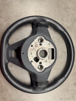 Volant VW ,F 1 pádla,travel assist TOP STAV - 6