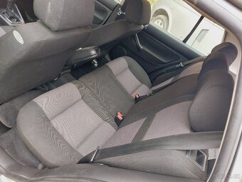 Prodám Vw Golf 4 16v 1,6 benzín - 6