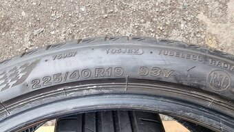 Letní pneumatiky 225/40/19 Bridgestone RFT - 6