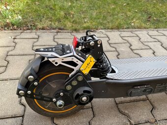 Elektrokoloběžka Ninebot G30 Max - 6