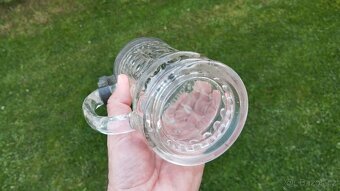 Starý sklěněný korbel do vaší sbírky. Výška 24cm, klrásný - 6