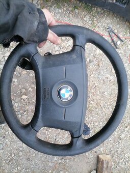 Volant s pačkamy a spínací skříňkou na bmw e46 - 6