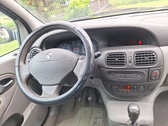 Renault Scenic 1.4i - 6