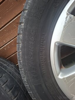 VW Transporter ,al kola- letni pneu 205/65R16C - 6