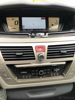 Citroen C4 Picasso 1.6e-hdi 2011 - 6