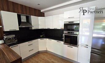 Prodej bezbariérového bytu 2+kk, osobní vlastnictví, zahrada - 6