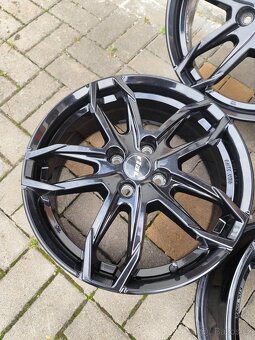 ALU 4x100 r17 RIAL - KIA, TOYOTA - ZÁNOVNÍ DISKY - 6