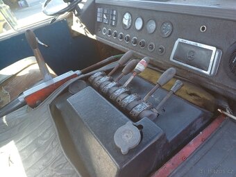 Rolba Kässbohrer PB 145D, Motor Mercedes Benz Unimog 352A - 6