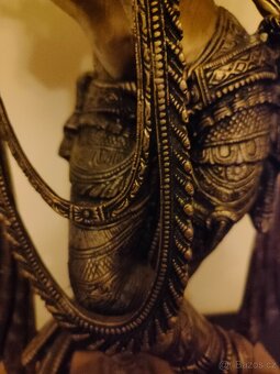 Krišna hrajúci na flautu - 6