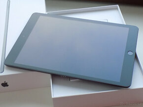 APPLE iPad 8. generace 10,2" 32GB Wi-Fi Grey - NEPOUŽITÝ - 6