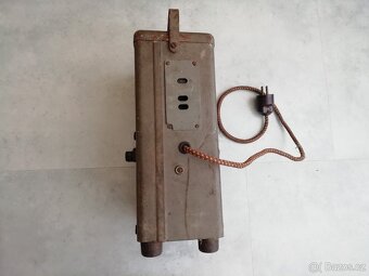 Elektronková nabíječka autoakumulátorů - 1. republika ČSR - 6