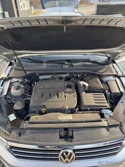 Volkswagen Passat B8 Variant 2,0 TDI 4Motion - 6
