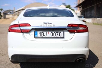 Jaguar XF 2.2 Diesel - 6