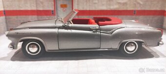 Borgward Isabela Revell Cabrio 1:18 - 6
