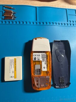 Nokia 3510i - 6