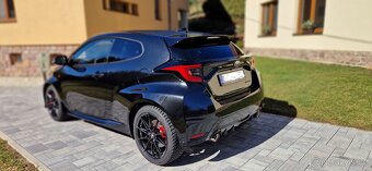 Toyota Yaris GR Sport - 6