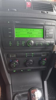 Škoda Octavia 1.9 tdi 77kw - 6