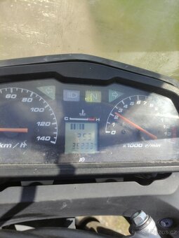 Prodám Honda Varadero 125 - 6