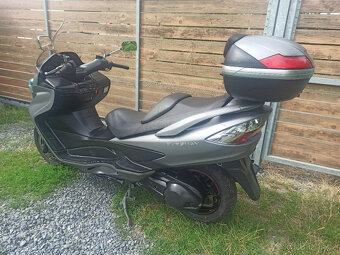 Suzuki Burgman 400 R.V.2015 - 6
