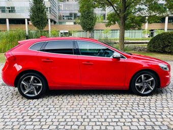 Volvo V40 1.6i T3 110KW R-DESIGN VÝHŘEV KAMERA SERVISKA - 6
