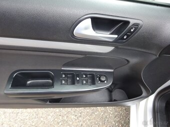 Volkswagen Golf Variant 2,0 TDI r.v.2012 103 KW NOVÉ ROZVODY - 6