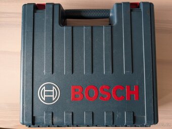 Vrtací aku šroubovák Bosch 18v - 6