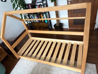 Bytelná dřevěná dětská postýlka domeček TERY - 6