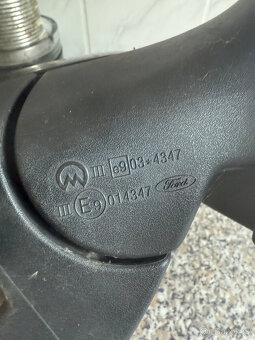 Ford Galaxy 014347  prava strana zrcadko cely od roku 2006 - 6