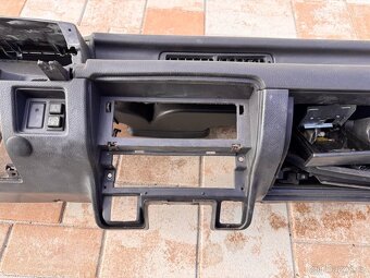 Palubovka Suzuki Swift GTi - 6