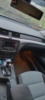 Prodám Škoda Superb 2 r.v. 2010 / provoz 2011 - 6