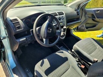 Prodám Honda Civic 1.4 LS r.v. 2003 - 6