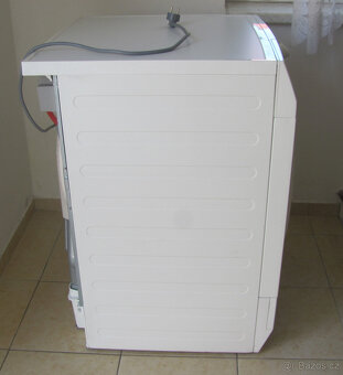 KONDENZAČNÍ SUŠIČKA PRÁDLA AEG - 7KG - 6