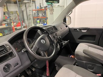 VW T5 Multivan 2,5 TDI - 6