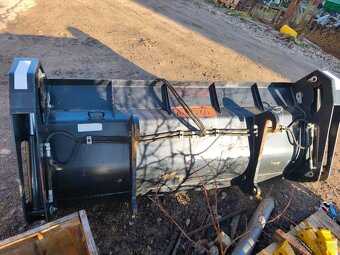 Lopata 4v1 230cm 1,15m3 - 6