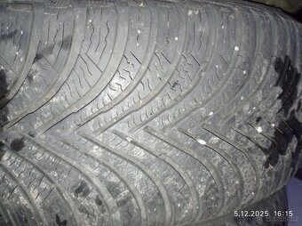 Kompletní ZIMNI 16" al kola ORIGINAL AUDI A4, A6 - 6