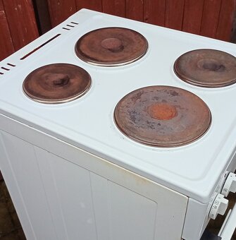 Elektrický sporák Mora typ ES100MW litinové plotny - 6