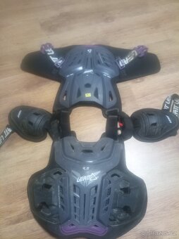 Hrudní chránič - 6