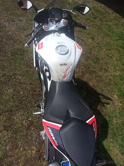 Aprilia RSV4 APRC - 6