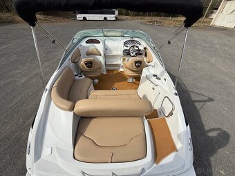 CROWNLINE 230 VLEK + NOVÝ MOTOR - 6