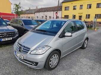 Mercedes-Benz Třídy A A 180 Automat - 6