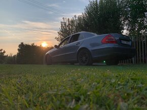 Mercedes Benz e320cdi 4matic - 6