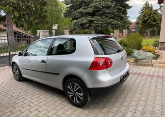Volkswagen Golf 1,4i klima , Dobrý stav benzín - 6