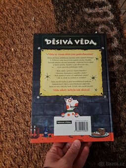 Příšerně velká kniha kvízů - Nick Arnold. - 6