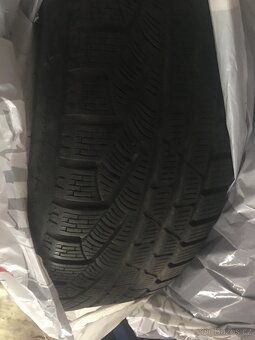 Prodám zimní pneu pirelli 225/55/17 - 6