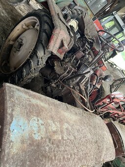 Traktor RS 09 - 6