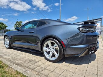 Chevrolet Camaro SS - 6