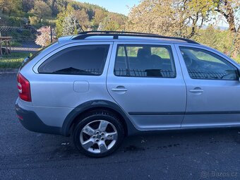 Škoda Octavia scout 2.0 tdi4x4 103kw - 6