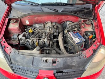 Renault Clio 1,2 - 6